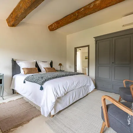 Domaine Des 3 Fontaines Holiday home Saint-Saturnin-les-Apt